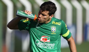 hernanes